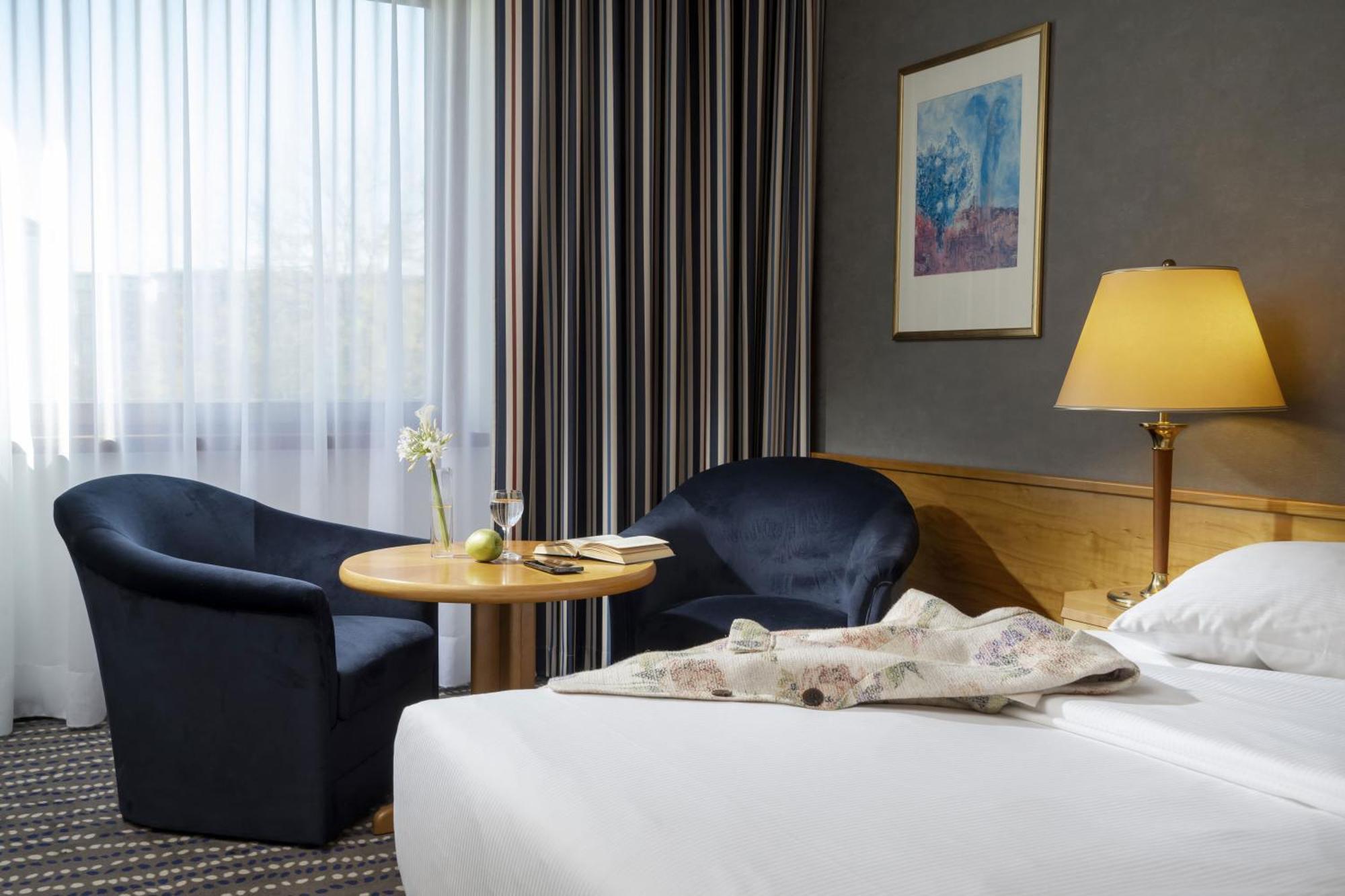 Maritim Hotel Magdeburg Exterior photo