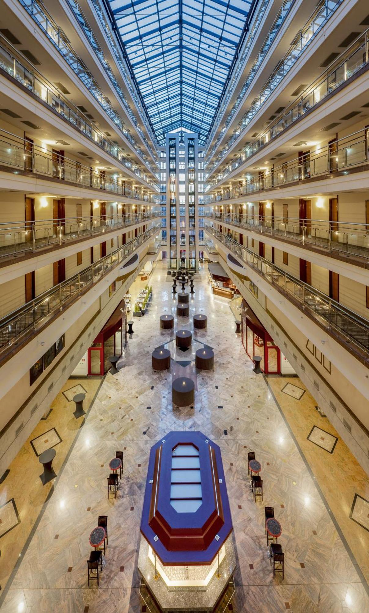 Maritim Hotel Magdeburg Exterior photo